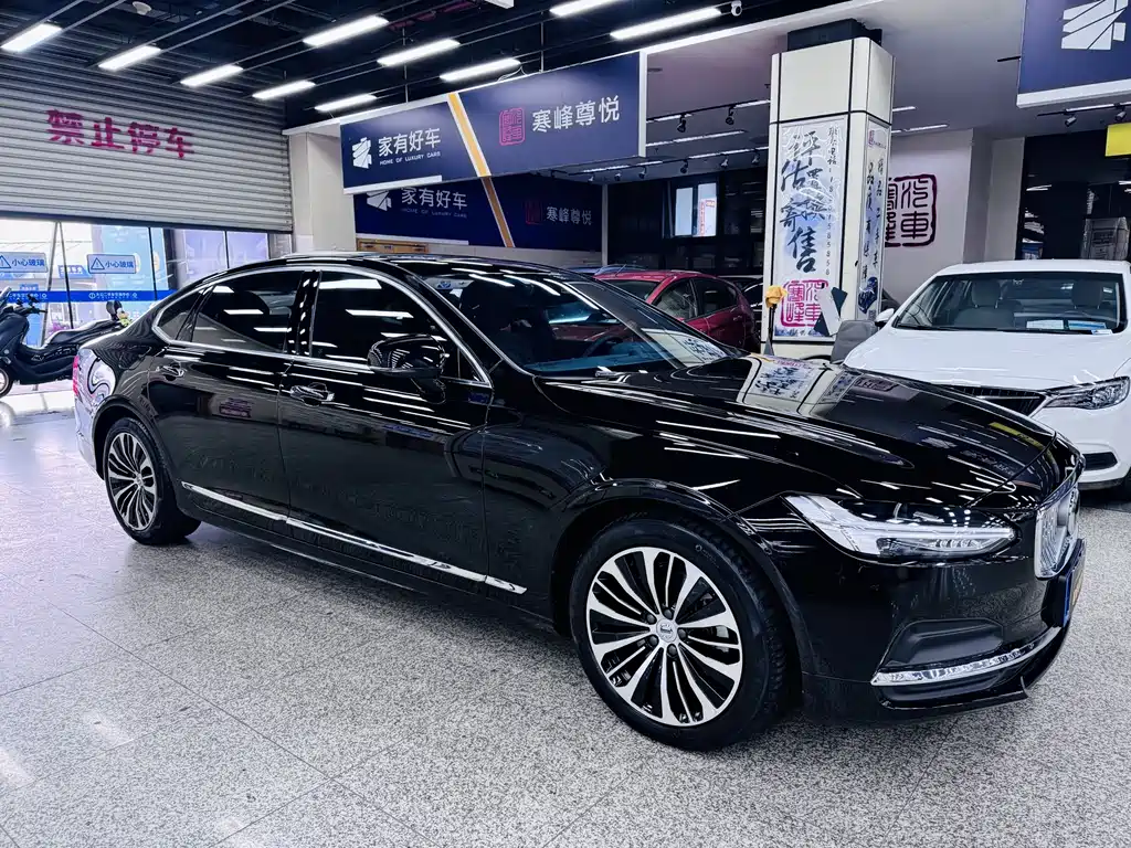 Volvo S90 — фото 3