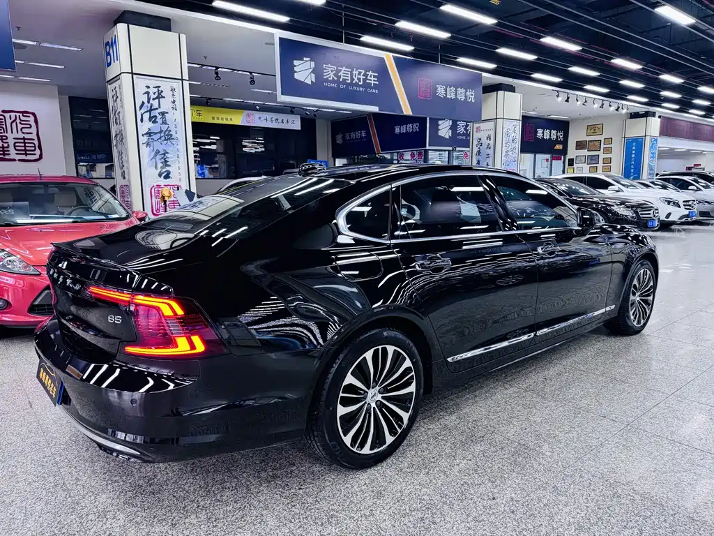 Volvo S90 — фото 5