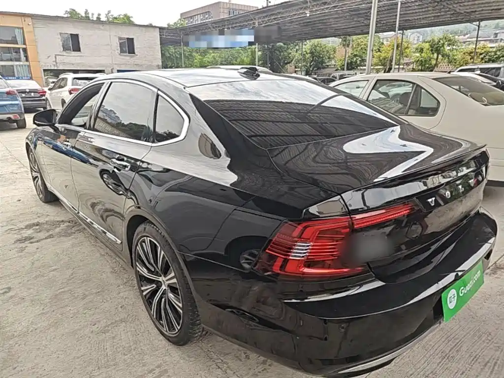 Volvo S90 — фото 23