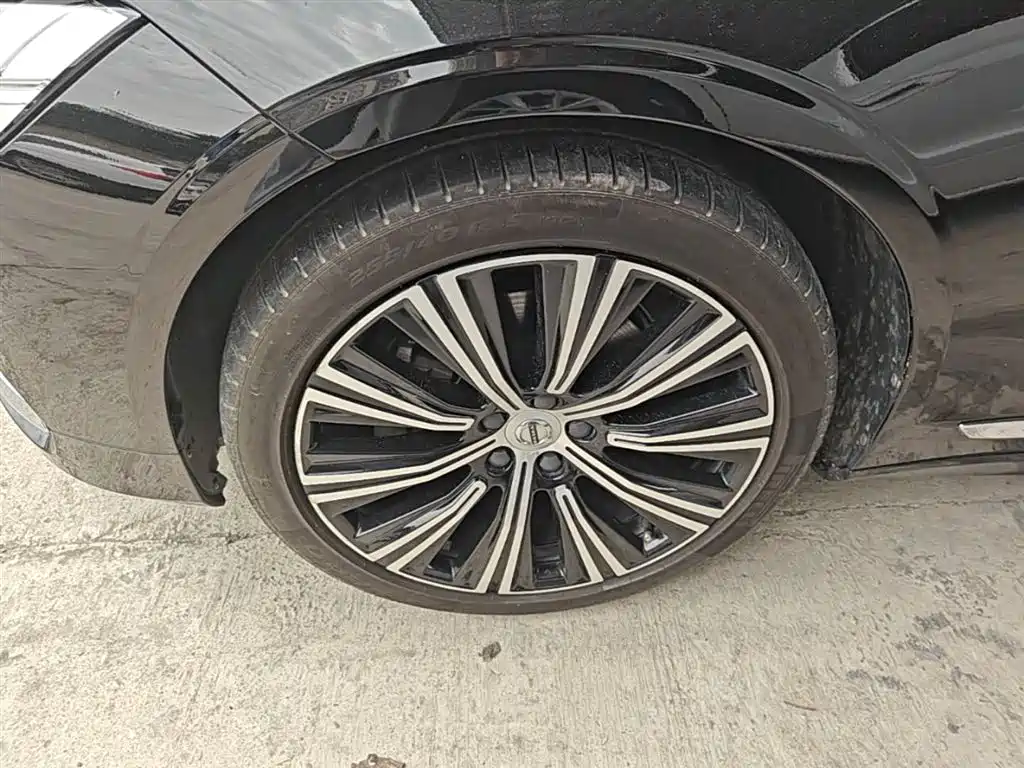 Volvo S90 — фото 25