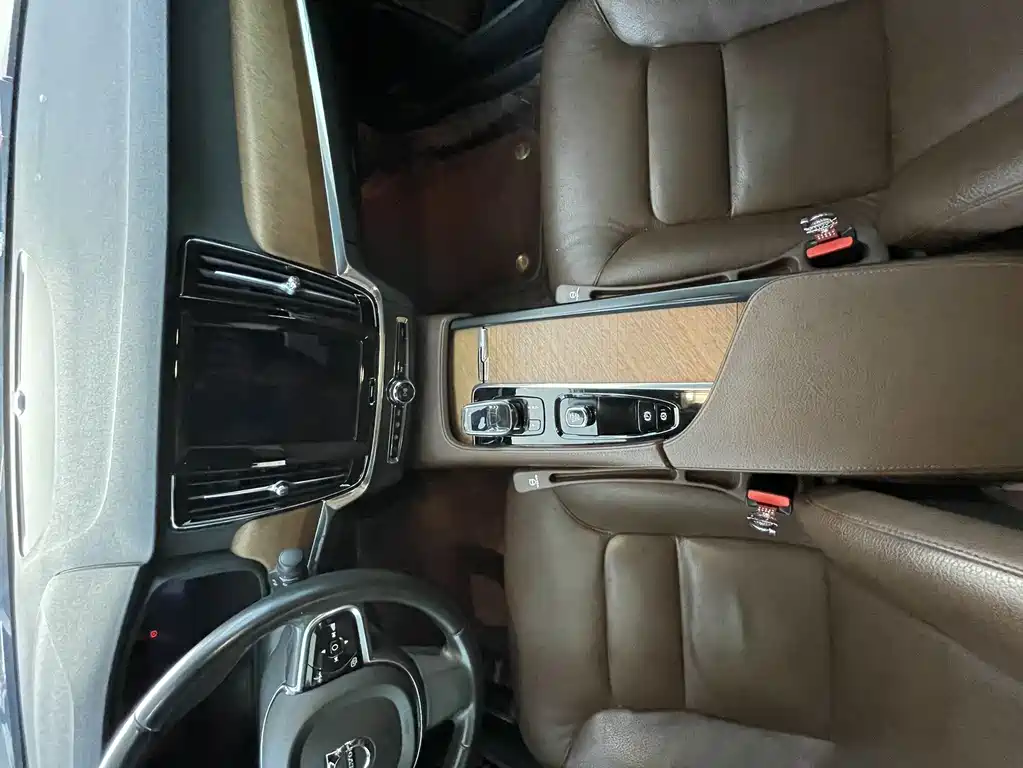 Volvo S90 — фото 15