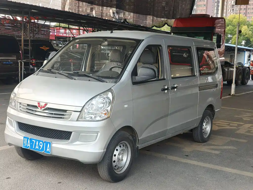 Wuling Rongguang S — фото 3