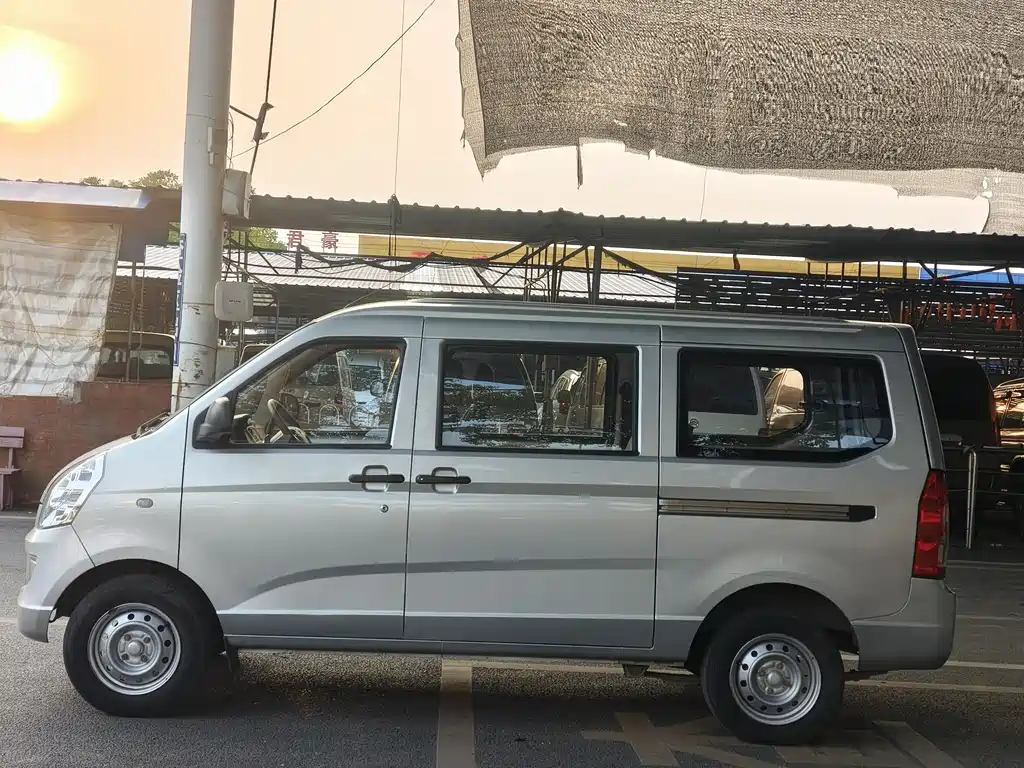 Wuling Rongguang S — фото 4