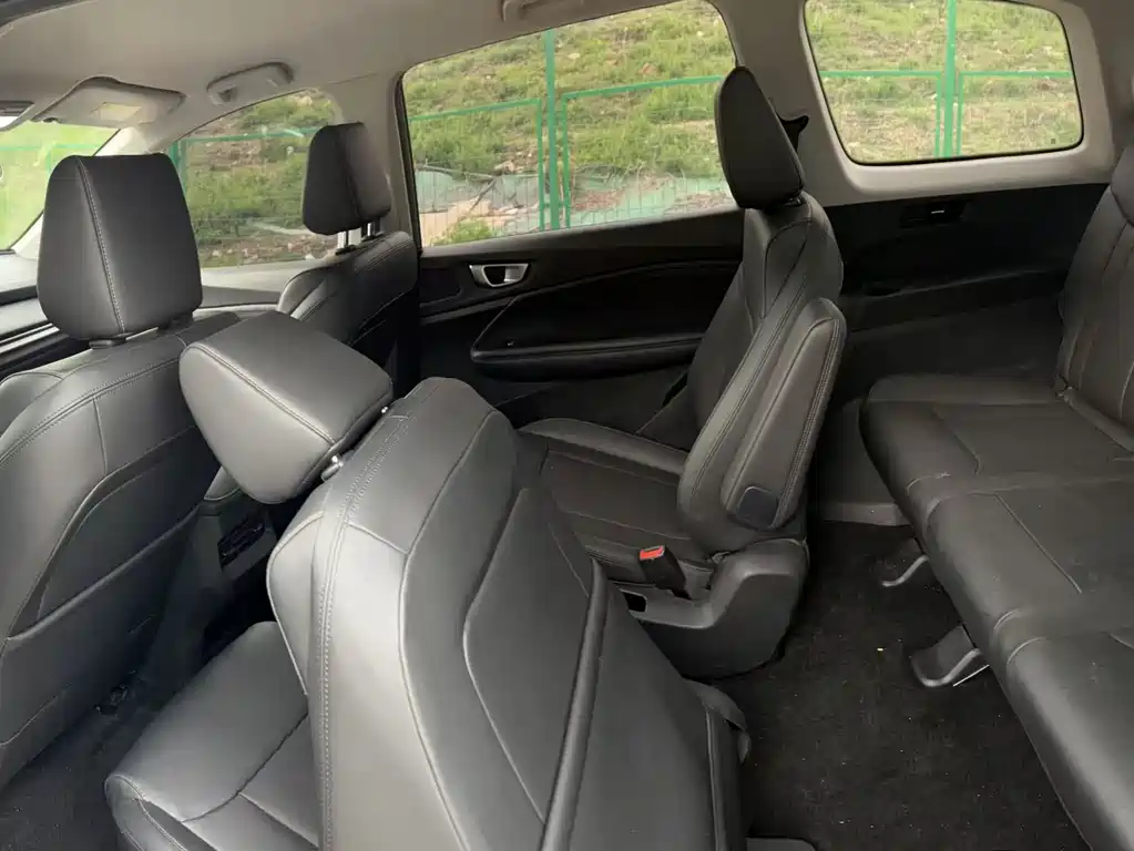 Wuling Jiachen — фото 11