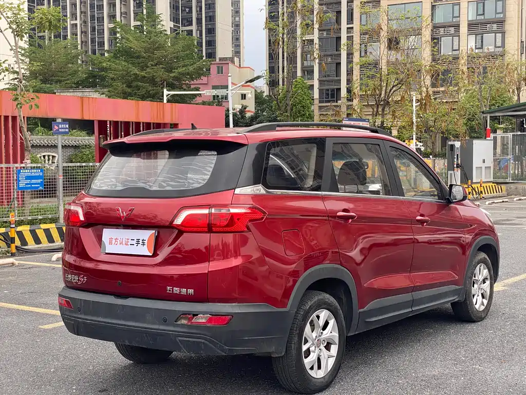 Wuling Hongguang S3 — фото 5