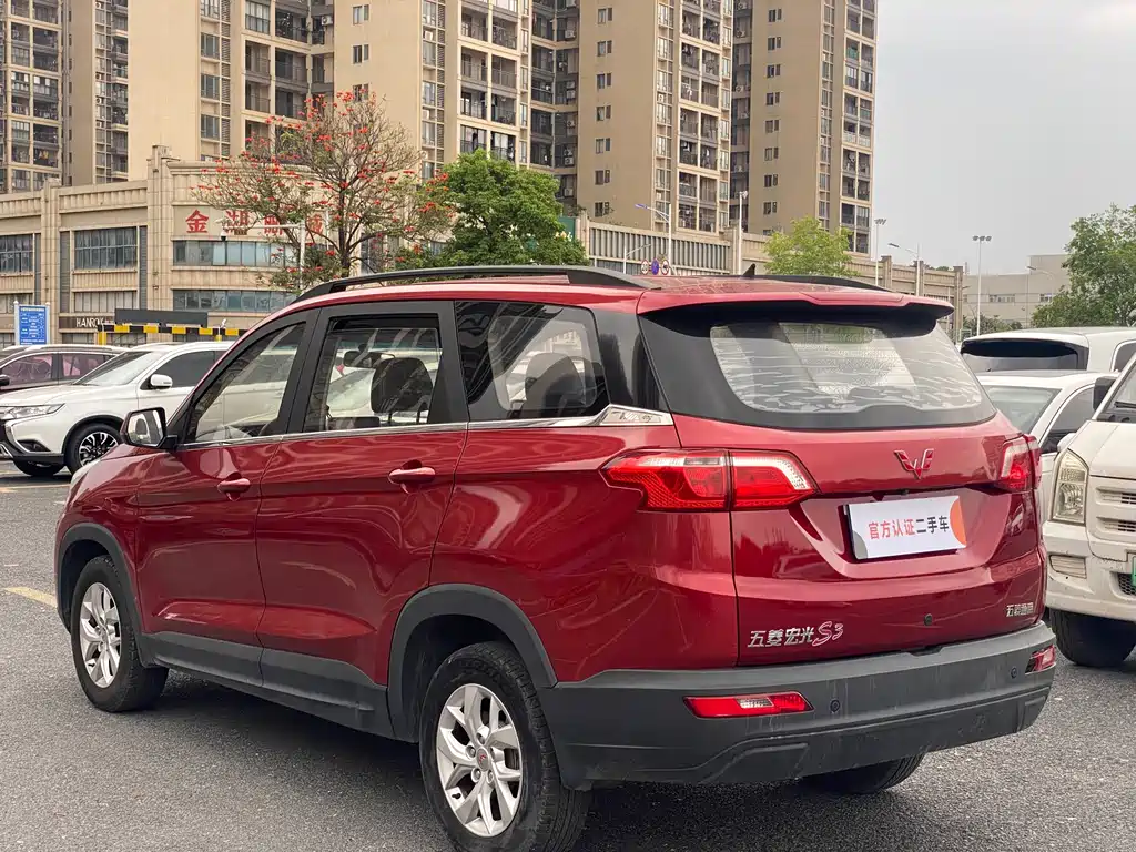 Wuling Hongguang S3 — фото 6