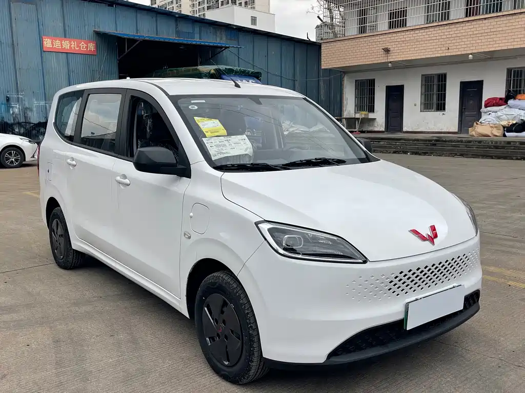 Wuling Hongguang EV — фото 3