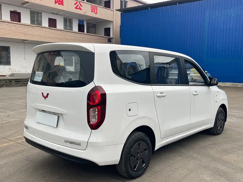 Wuling Hongguang EV — фото 5