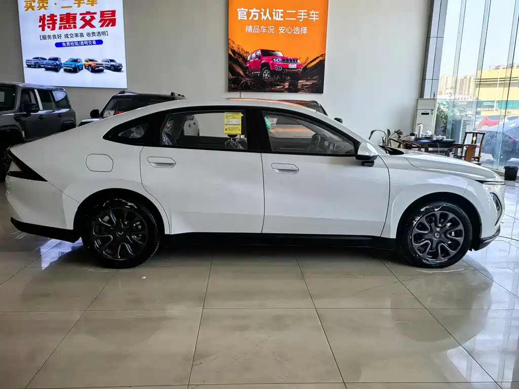 Wuling Xingguang — фото 10