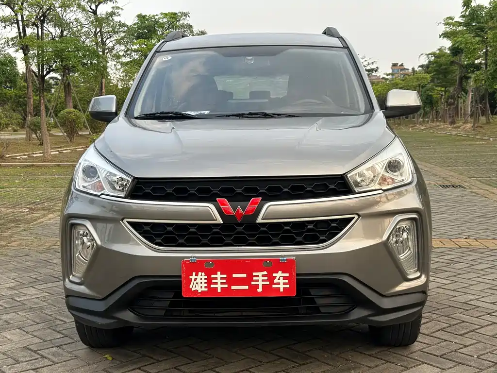 Wuling Hongguang S3 — фото 2