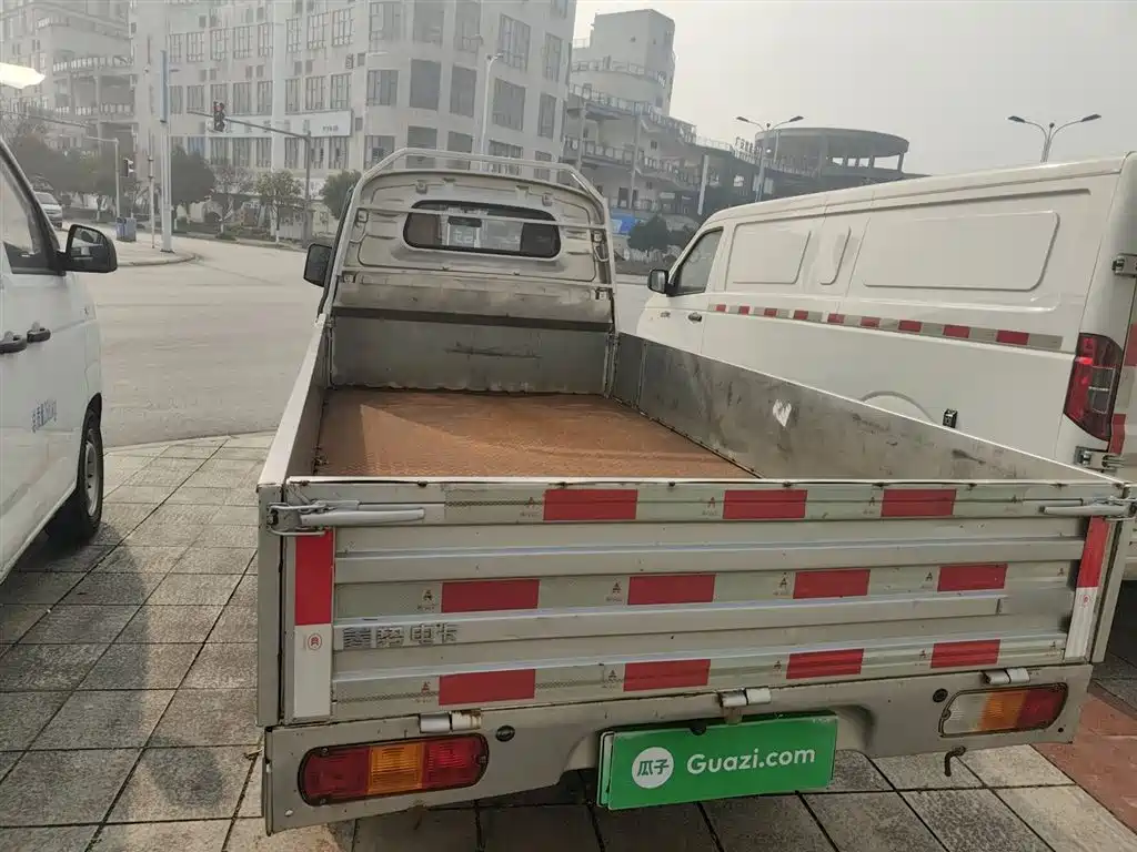 Wuling Wuling Electric Truck — фото 19