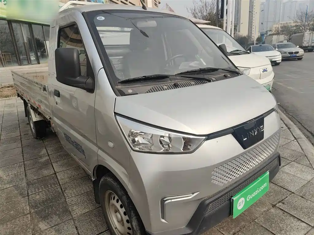 Wuling Wuling Electric Truck — фото 4
