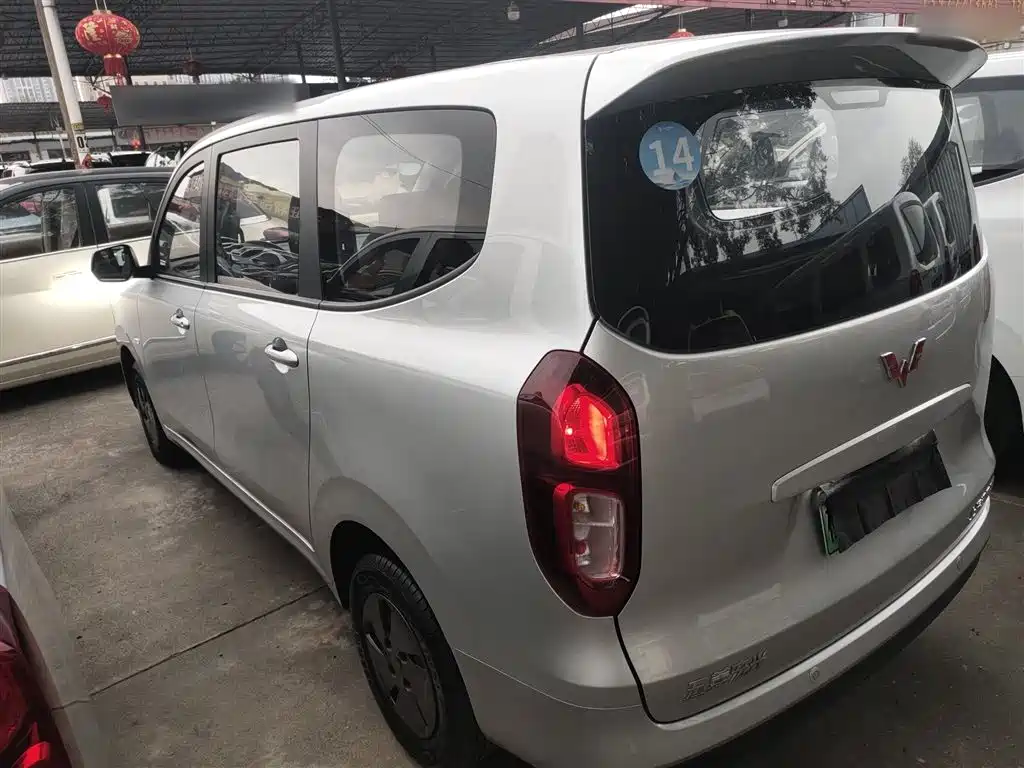 Wuling Hongguang EV — фото 23