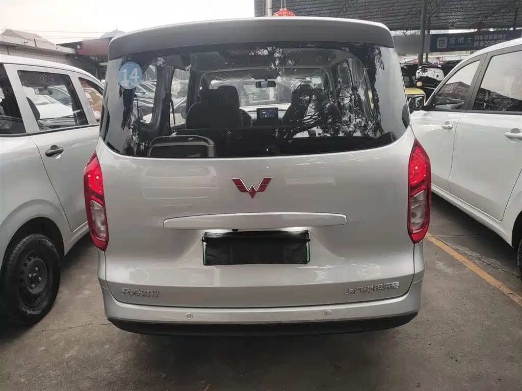 Wuling Hongguang EV — фото 4