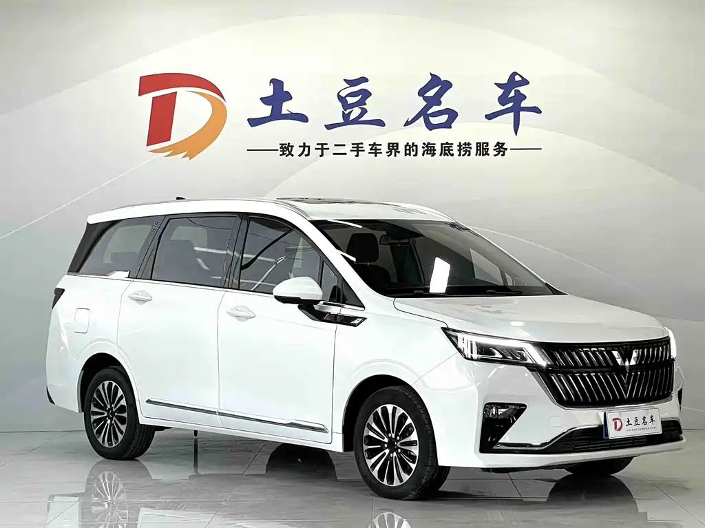 Wuling Jiachen — фото 3