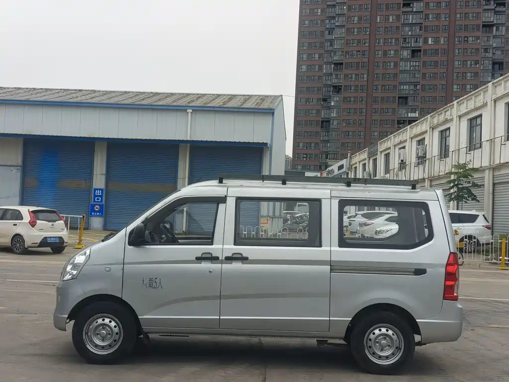 Wuling Rongguang S — фото 4
