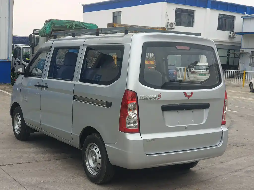 Wuling Rongguang S — фото 6