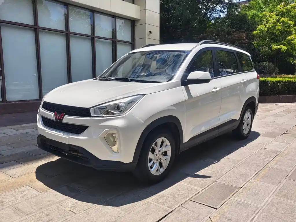 Wuling Hongguang S3 — фото 2