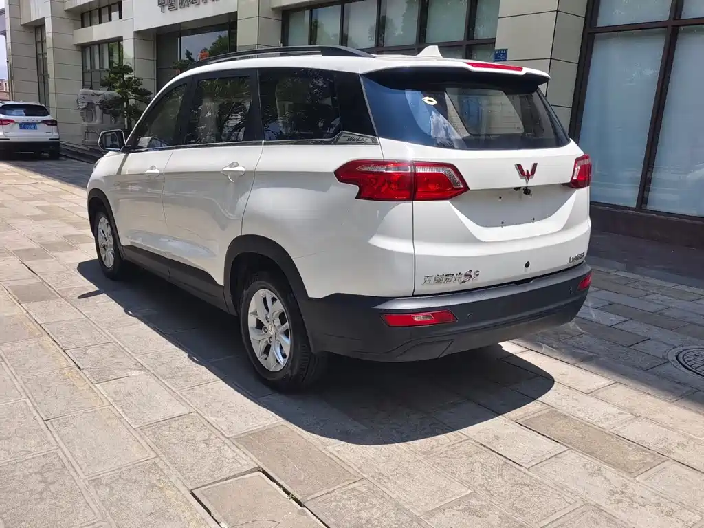 Wuling Hongguang S3 — фото 7