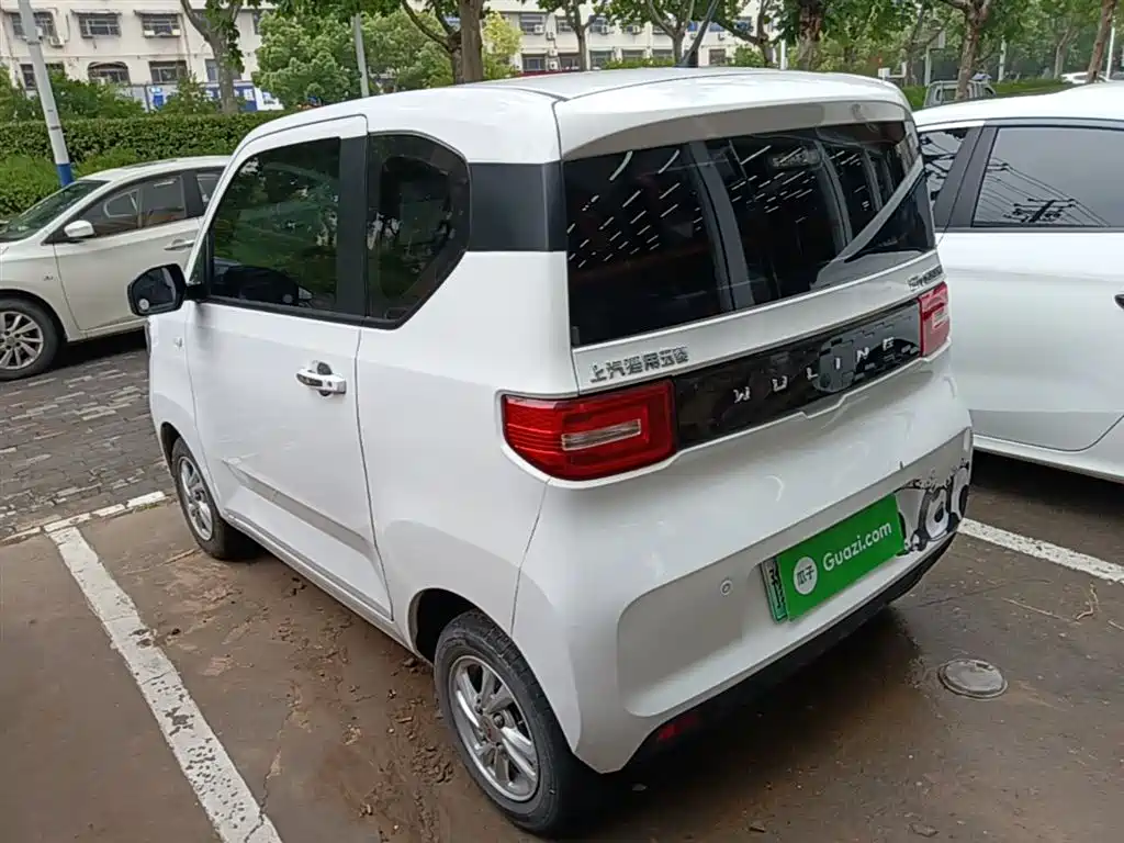 Wuling MINIEV — фото 5