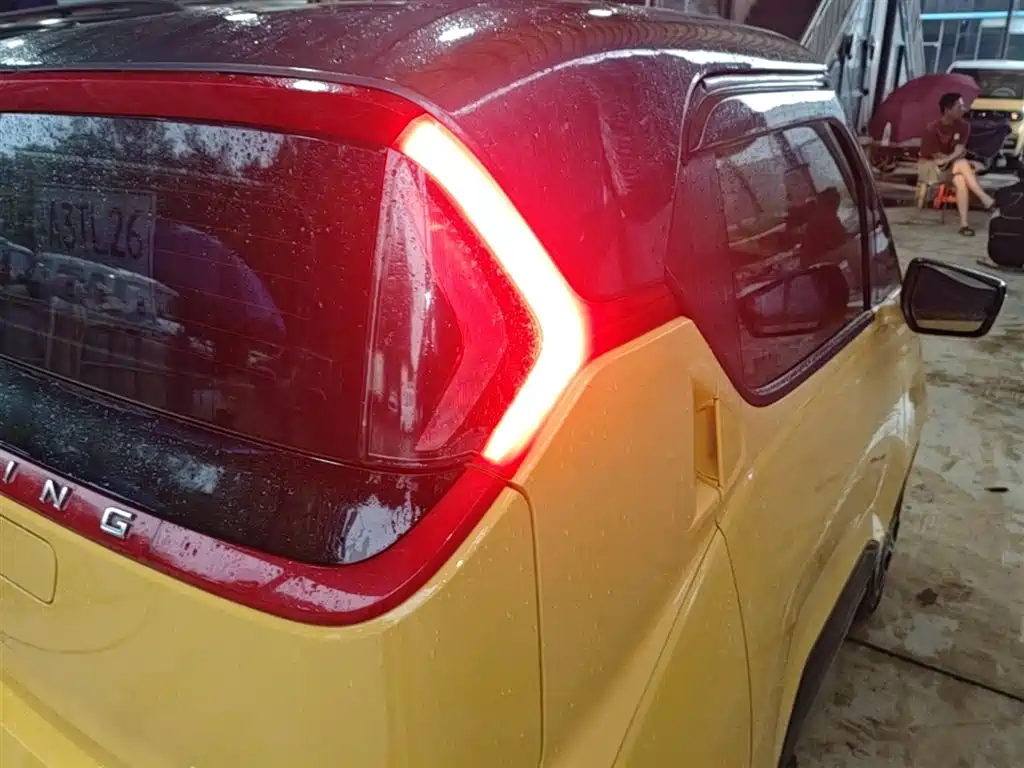 Wuling Nano EV — фото 8