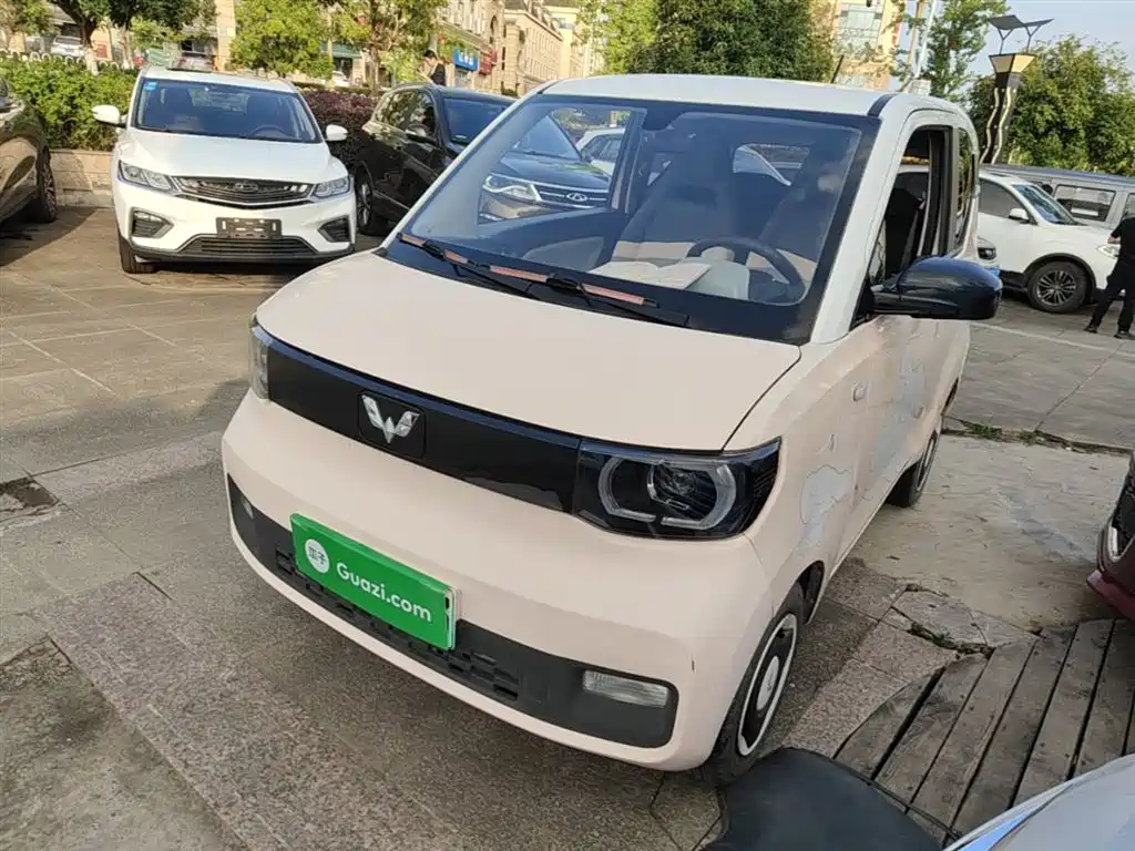 Wuling MINIEV — фото 2