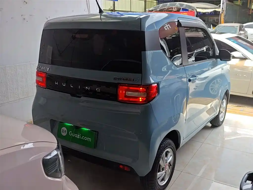 Wuling MINIEV — фото 7