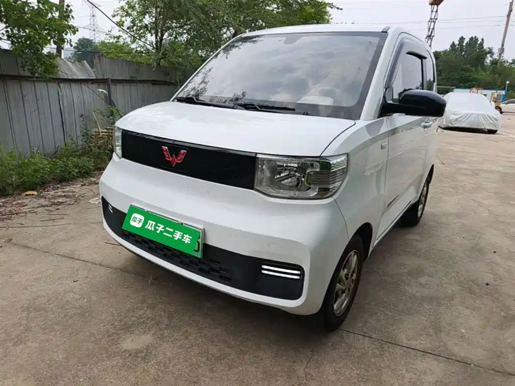 Wuling MINIEV — фото 2