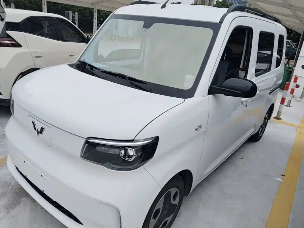 Wuling Zhiguang EV — фото 2