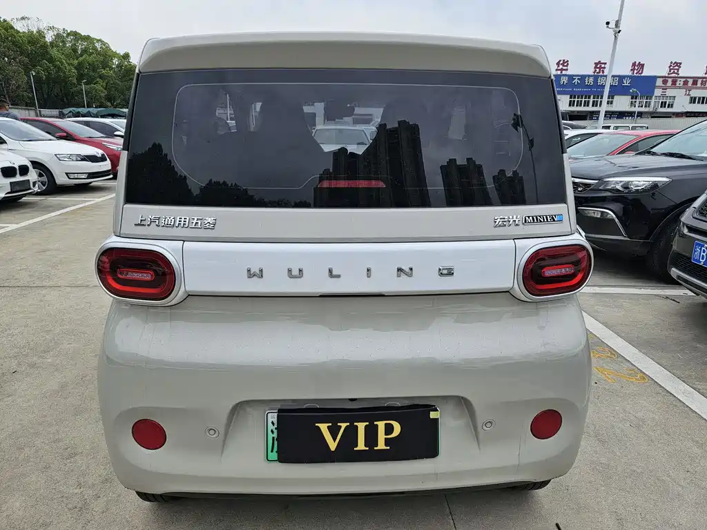 Wuling MINIEV — фото 8