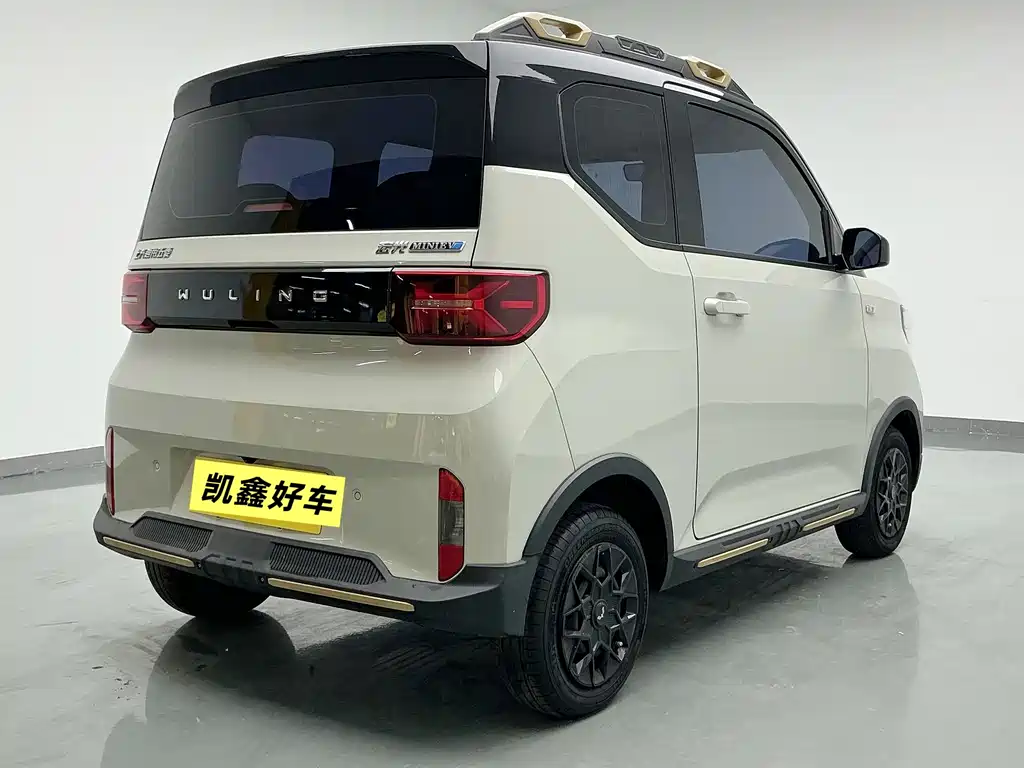 Wuling MINIEV — фото 4