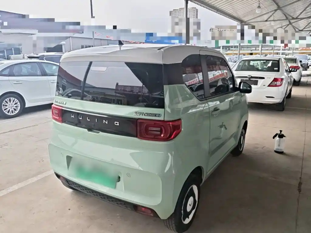 Wuling MINIEV — фото 7
