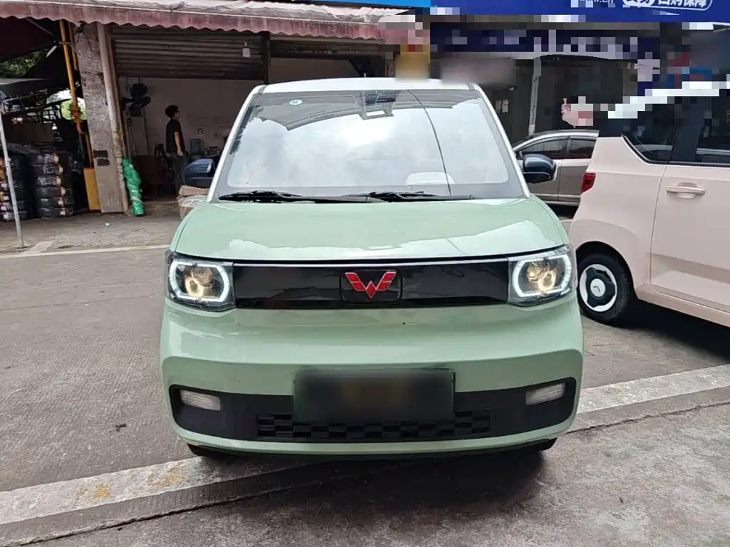 Wuling MINIEV — фото 3