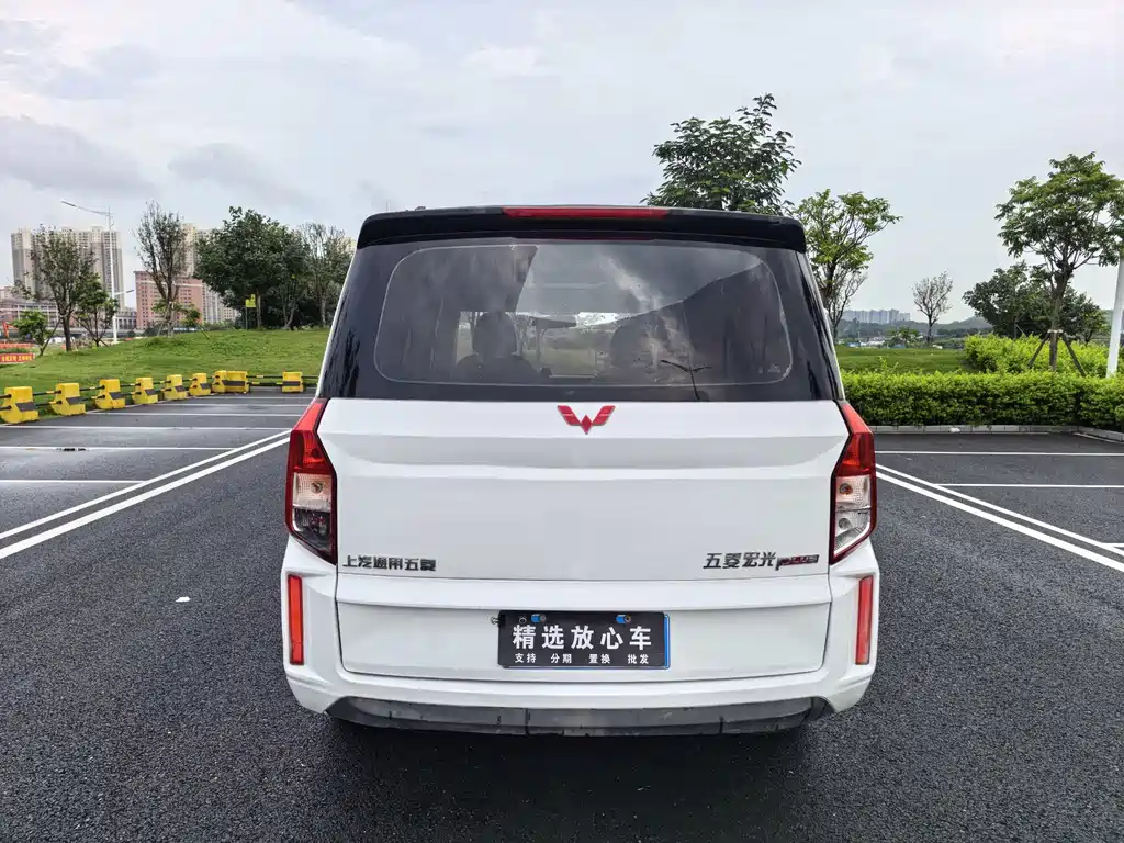 Wuling Hongguang PLUS — фото 7