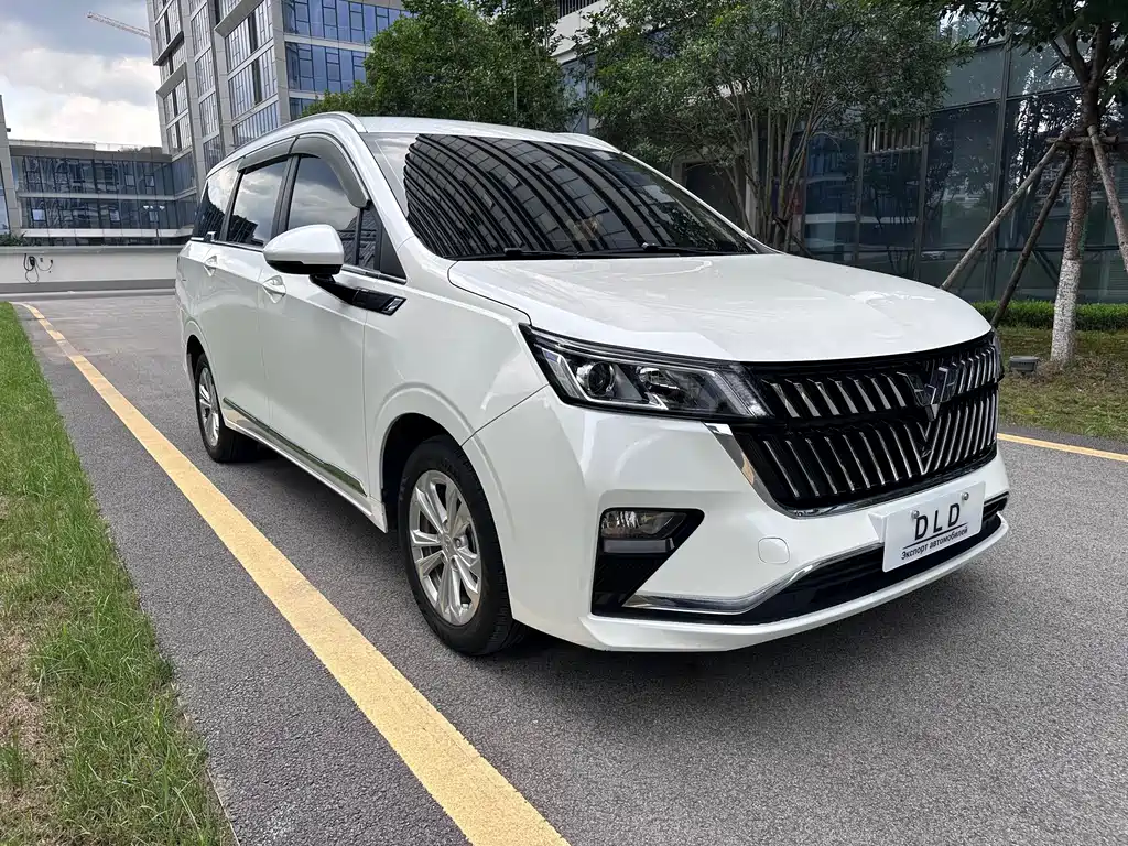 Wuling Jiachen — фото 3