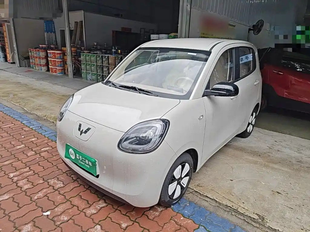 Wuling MINIEV — фото 2