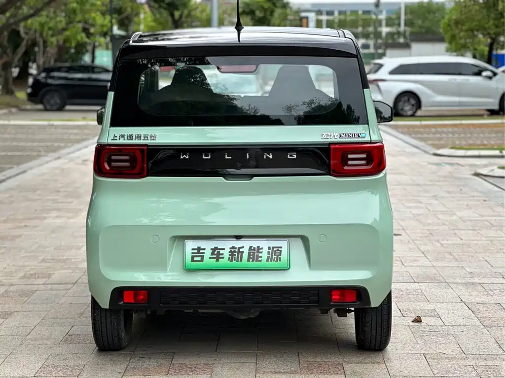 Wuling MINIEV — фото 6