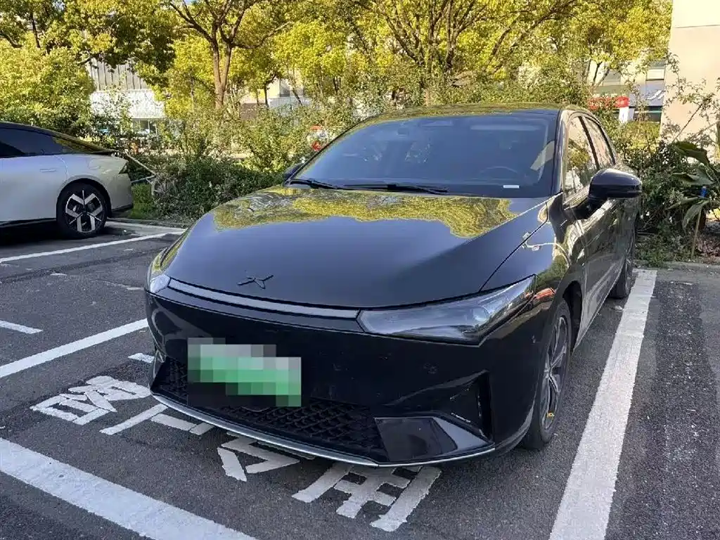 XPeng P5