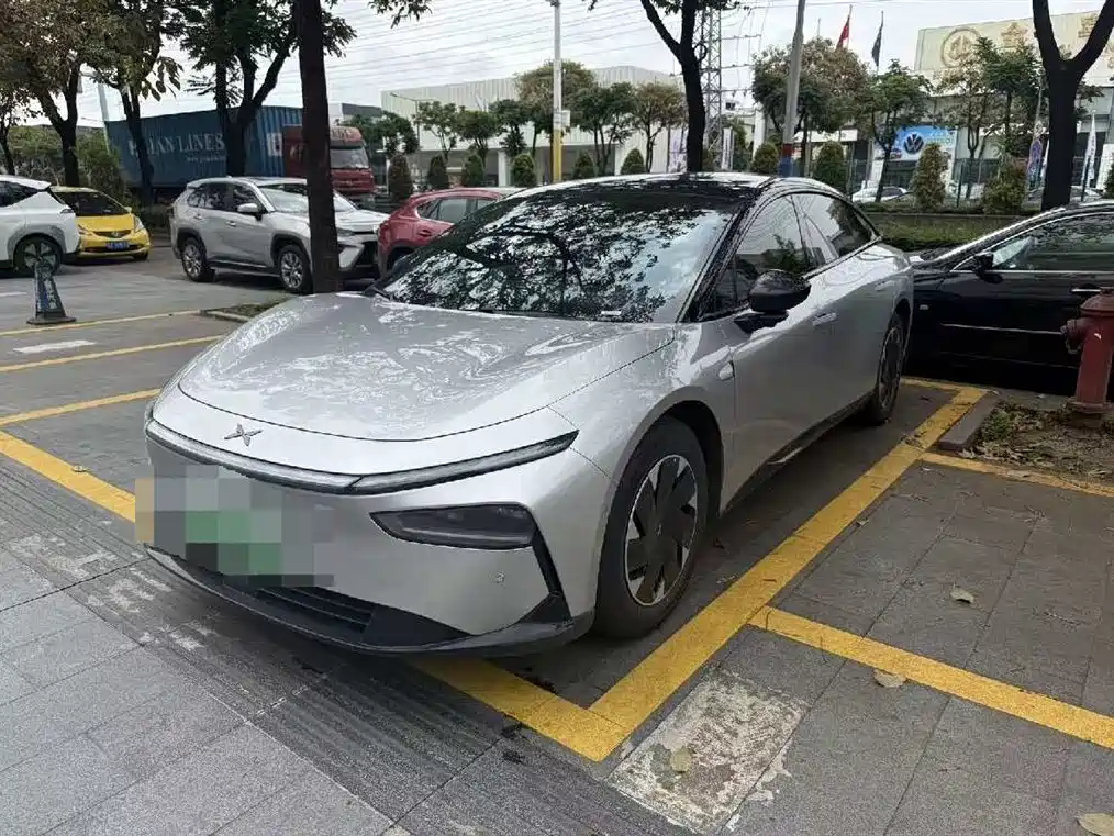 XPeng P7+