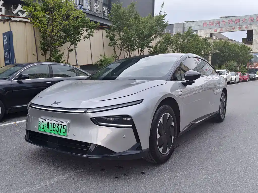 XPeng P7+