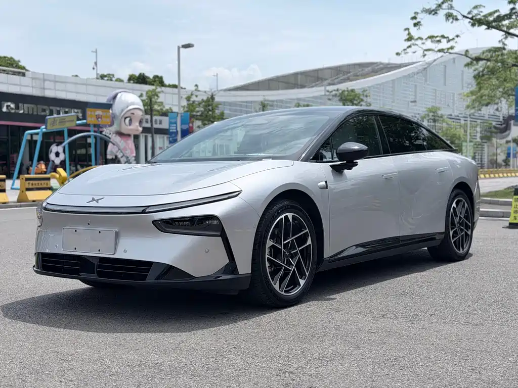 XPeng P7+