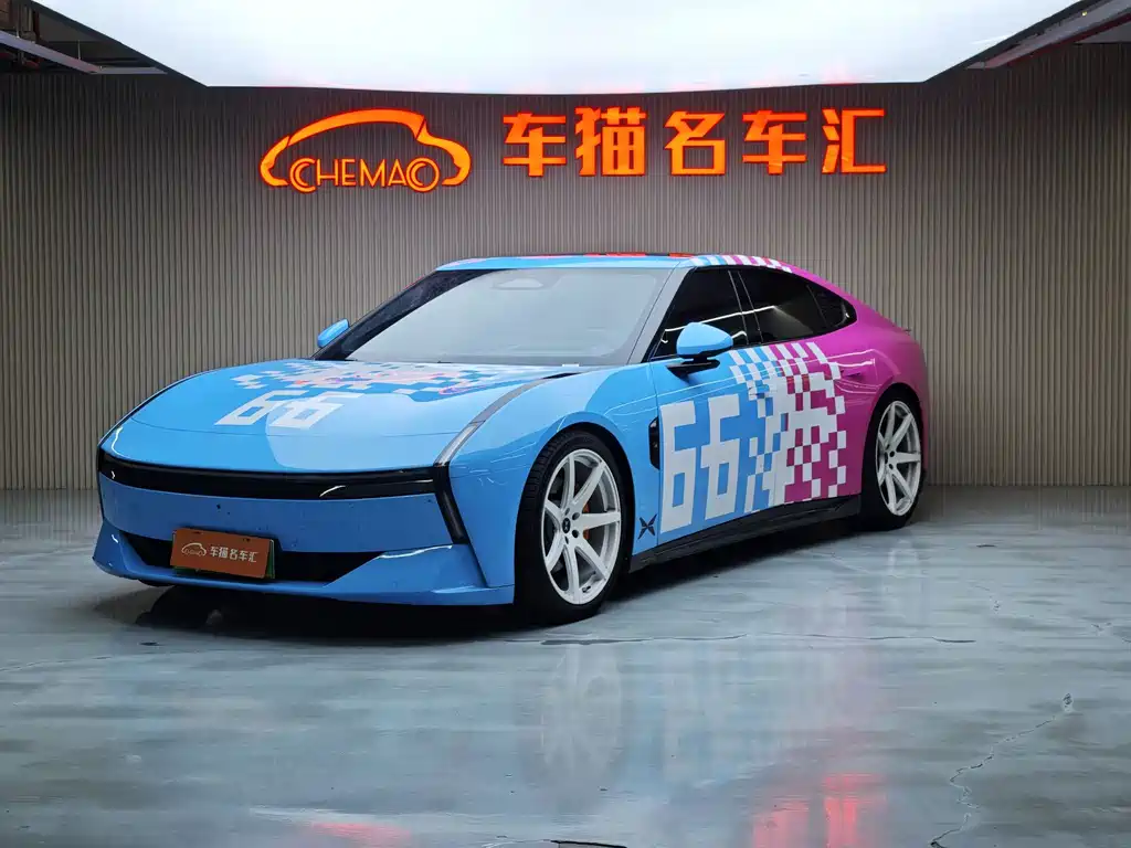 XPeng P7