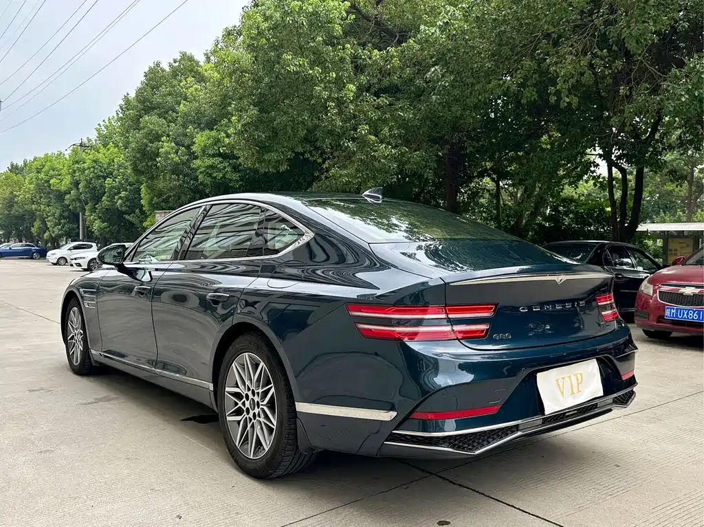 Genesis G80 — фото 11