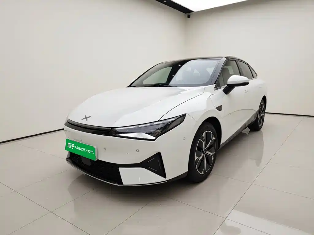 XPeng P5