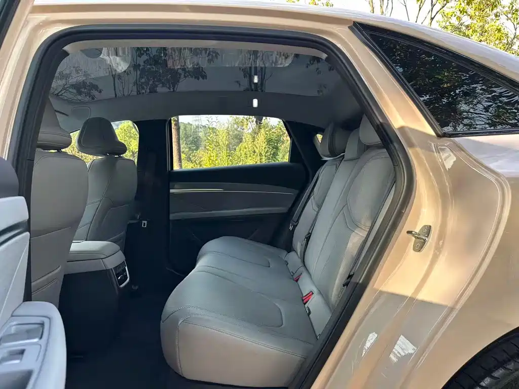 XPeng MONA M03 — фото 8