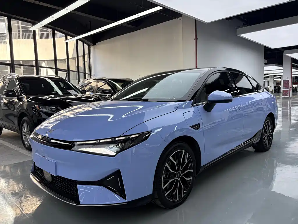 XPeng P5