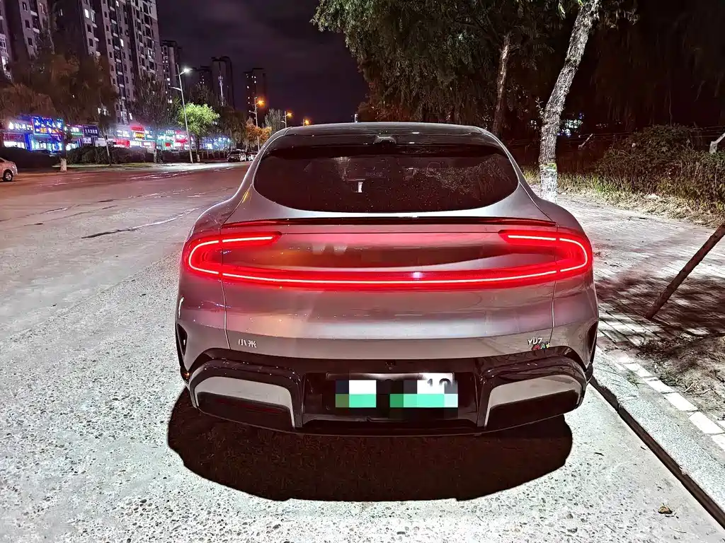 Xiaomi YU7 — фото 3