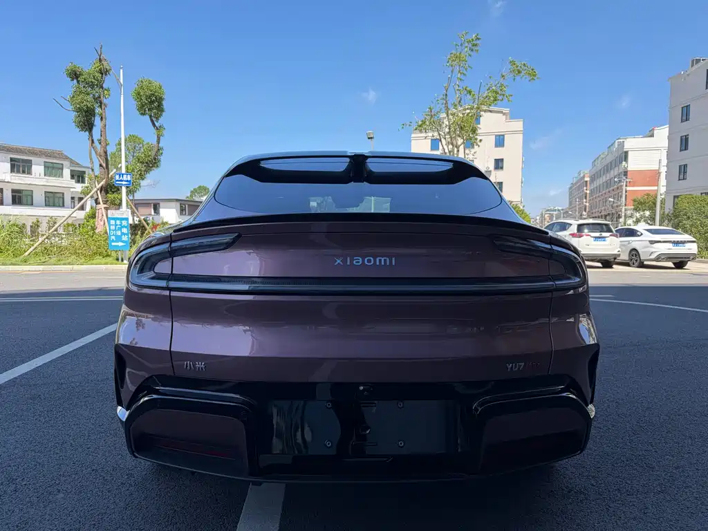 Xiaomi YU7 — фото 5