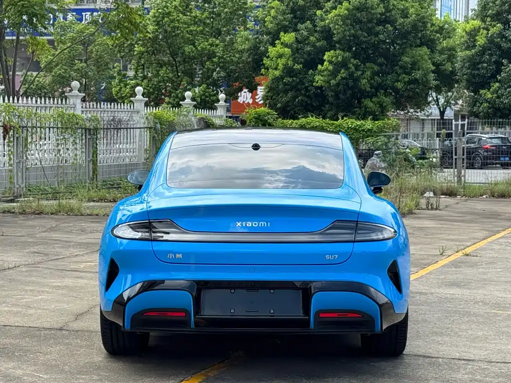 Xiaomi SU7 — фото 10