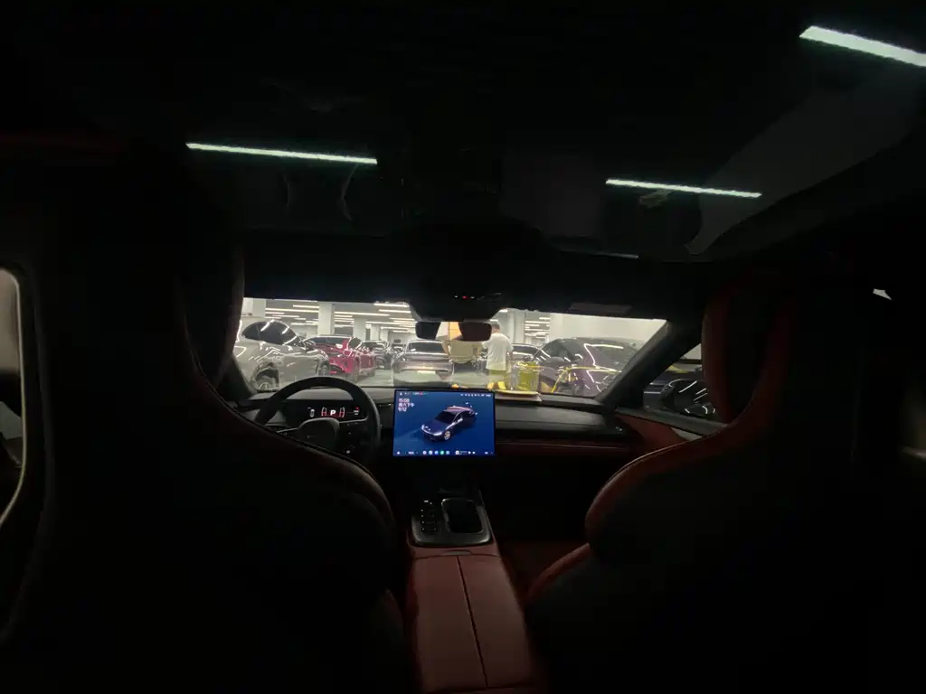 Xiaomi SU7 — фото 11